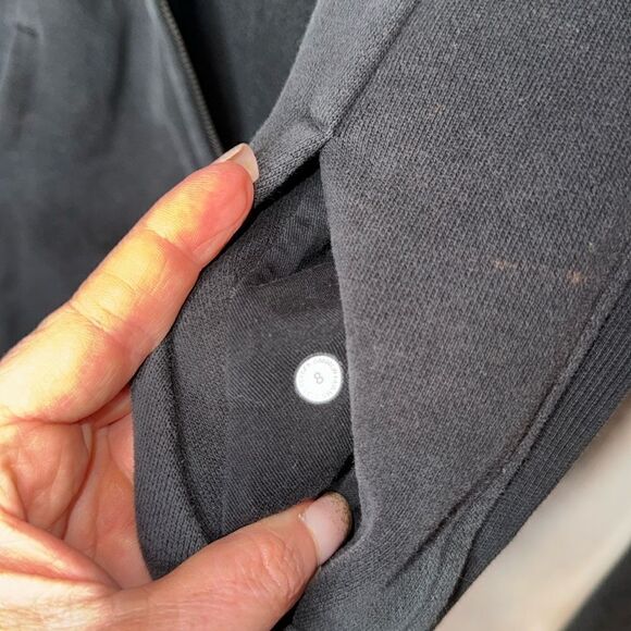 Lululemon Black Full Zip Scuba Hooded Sweatshirt. Size 8. - Picture 11 of 11